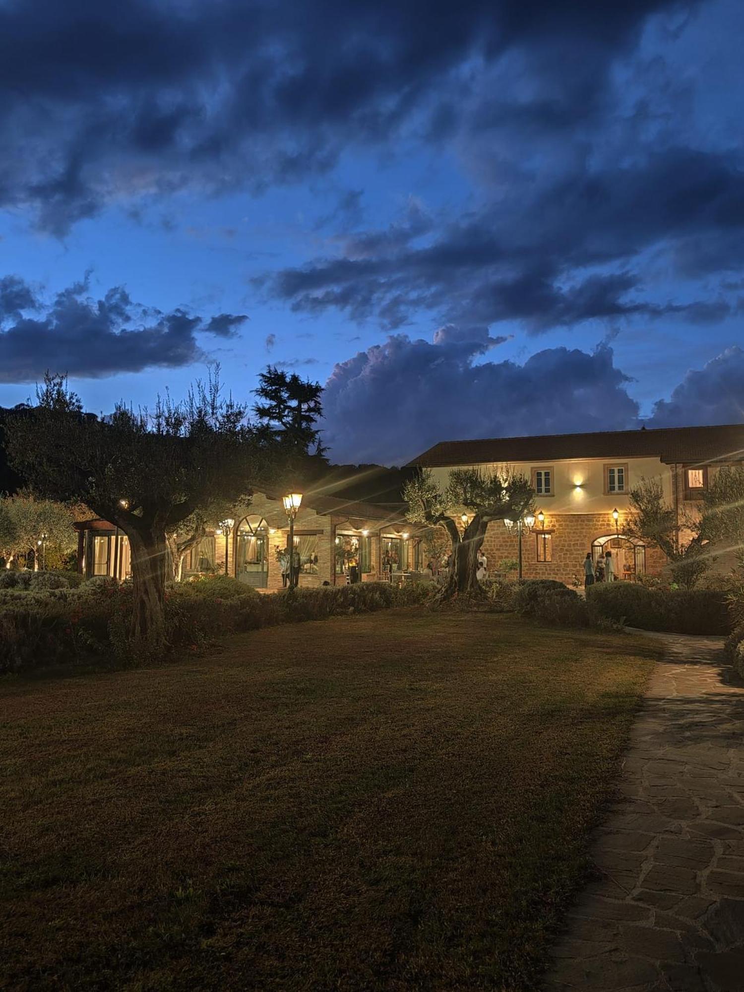 Borgo Sante Country House Ponte Valleceppi 외부 사진